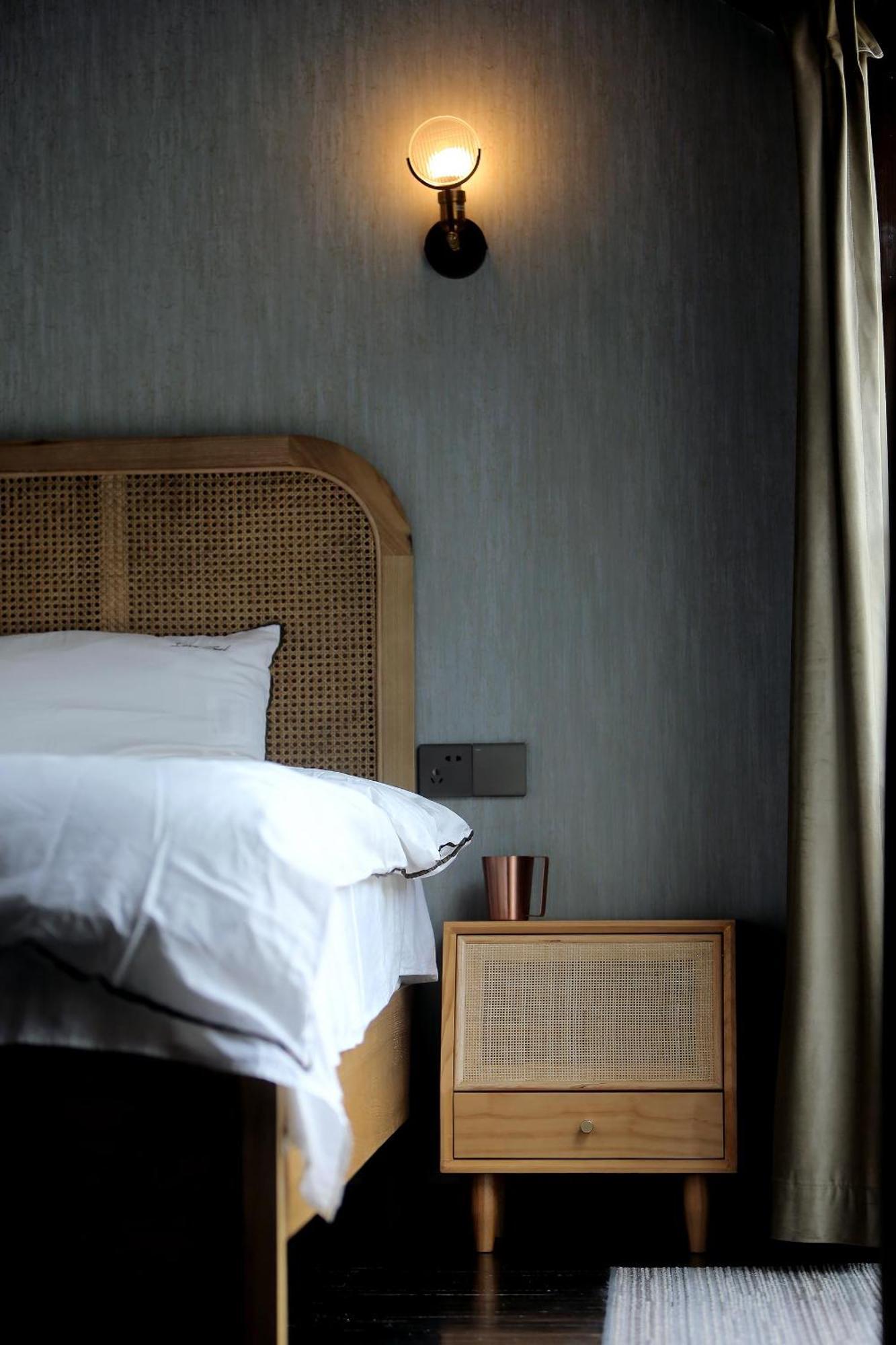 Shanghai Downtown Hills Boutique Guesthouse - Near Metro Line 7, Exit 3, Changping Road Kamer foto